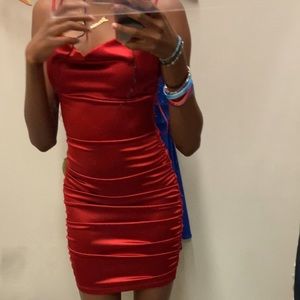 Red windsor formal short dress